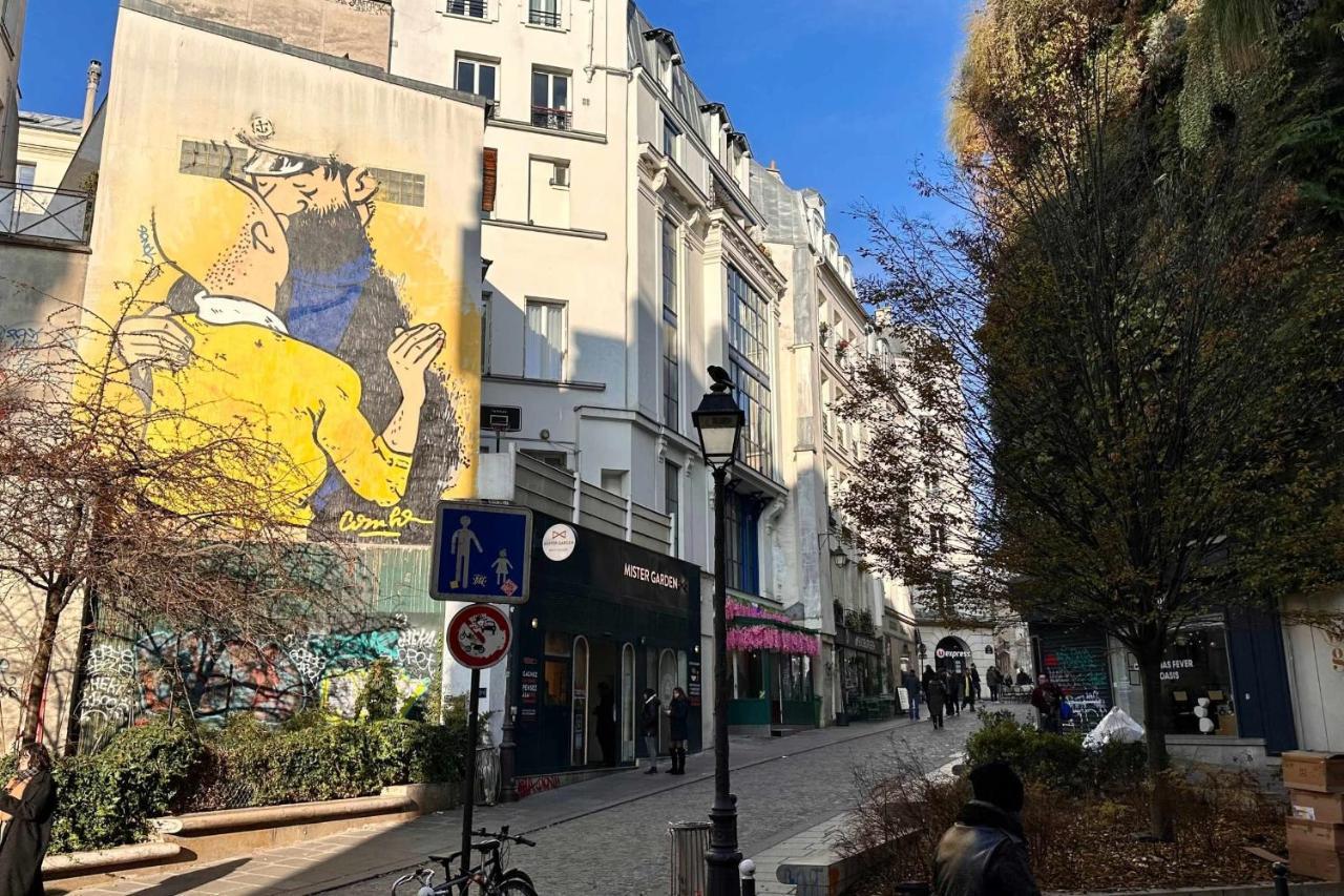 Ideally Located And Atypical Apartment In Paris Exterior photo